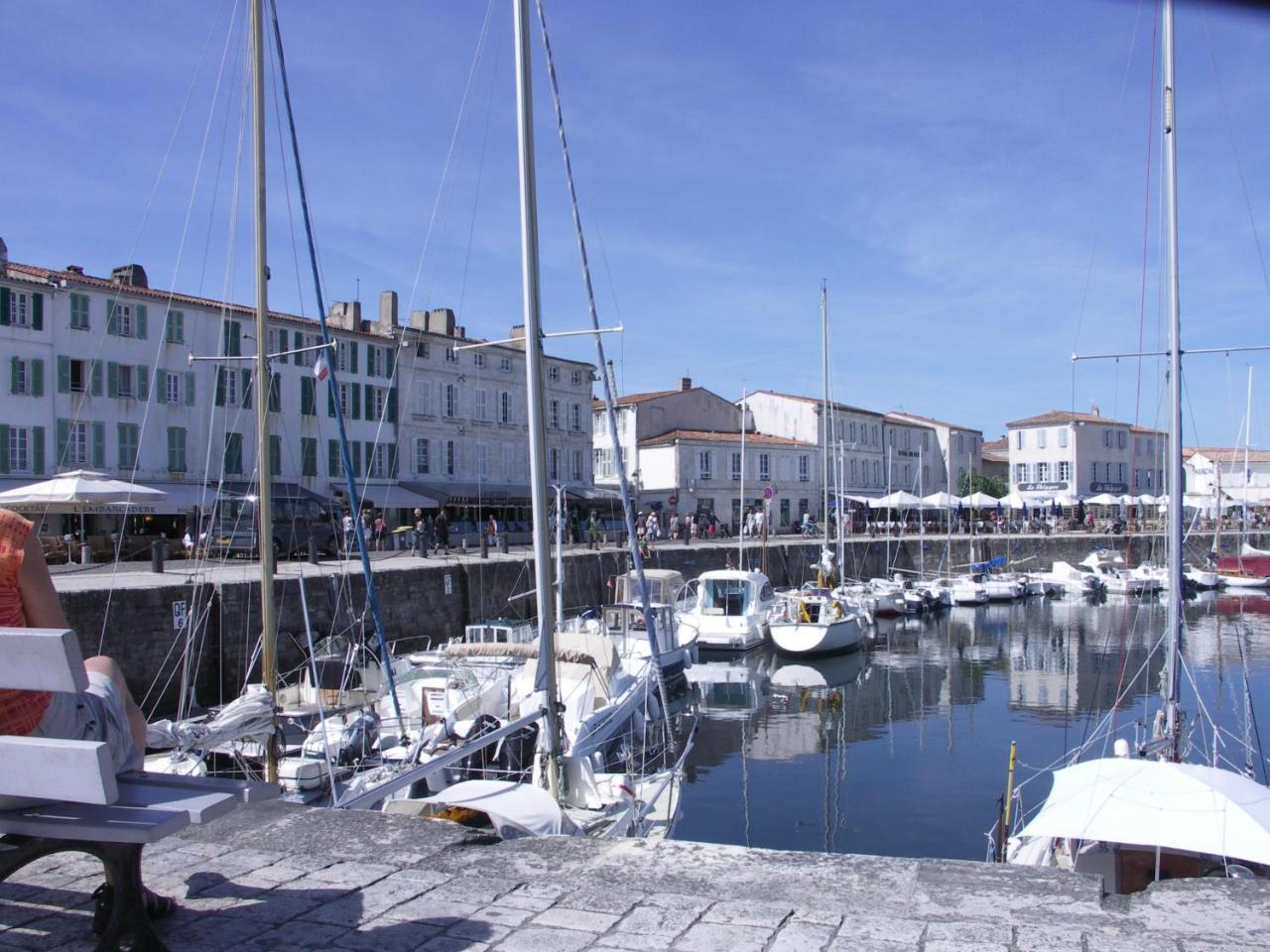 Appartement Ombrine Saint-Martin-de-Ré Exterior foto